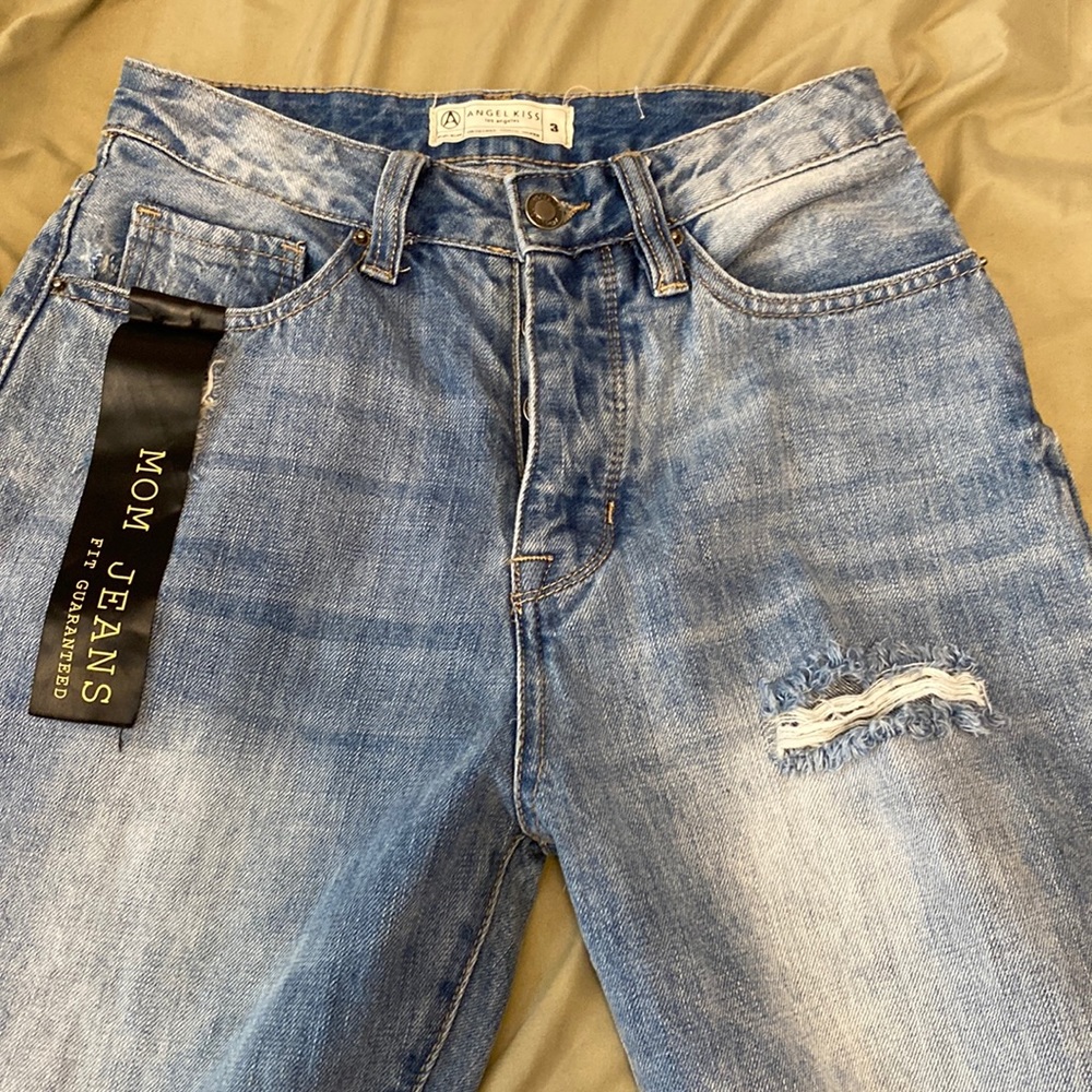 Mom Jeans